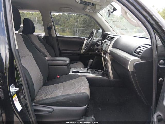 2017 TOYOTA 4RUNNER SR5 5