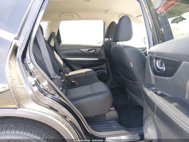 2017 NISSAN ROGUE SV 8