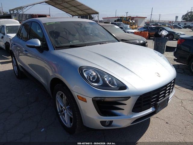 2018 PORSCHE MACAN 1