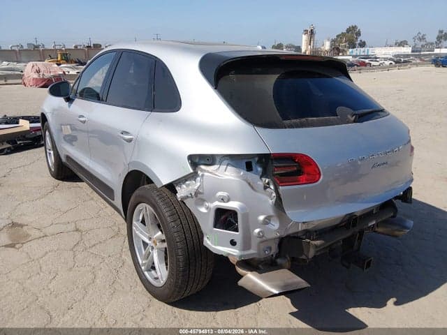 2018 PORSCHE MACAN 3