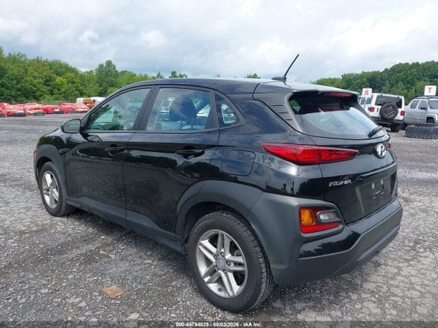 2021 HYUNDAI KONA SE 3