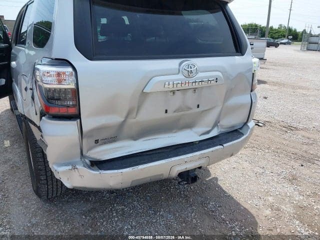 2021 TOYOTA 4RUNNER SR5 17