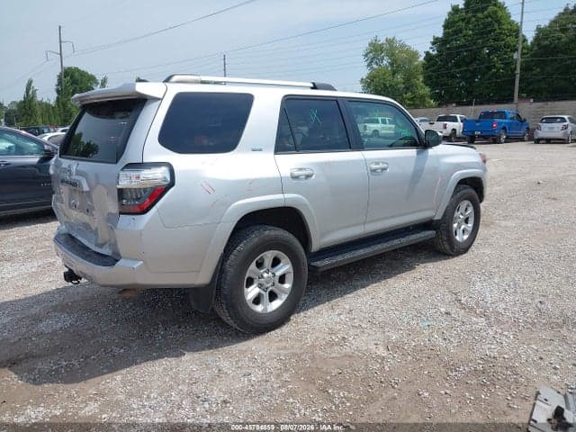 2021 TOYOTA 4RUNNER SR5 4