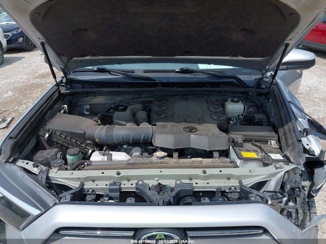 2021 TOYOTA 4RUNNER SR5 10