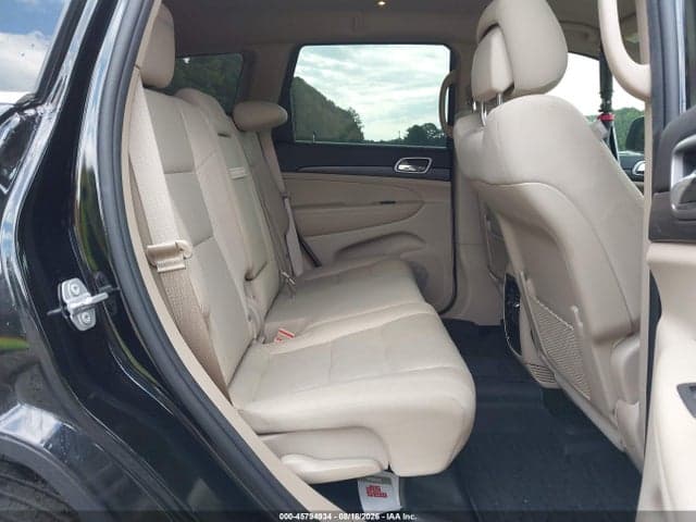 2020 JEEP GRAND CHEROKEE LAREDO E 4X4 8