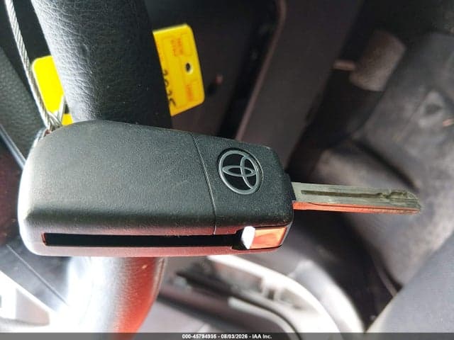 2025 TOYOTA COROLLA LE 11