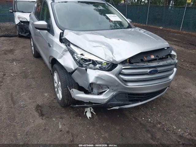 2017 FORD ESCAPE SE 6