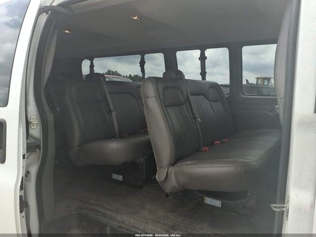 2017 CHEVROLET EXPRESS 3500 LS 8