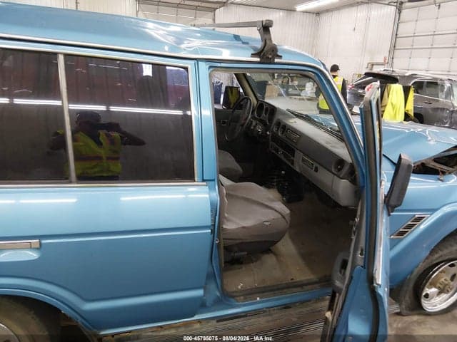 1984 TOYOTA LAND CRUISER FJ60 5