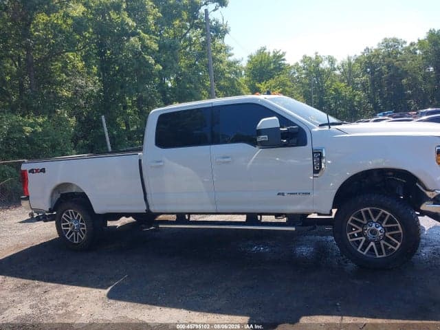 2019 FORD F-250 LARIAT 13