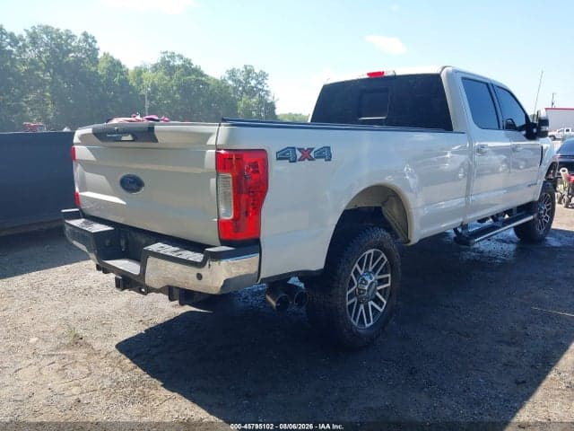 2019 FORD F-250 LARIAT 4