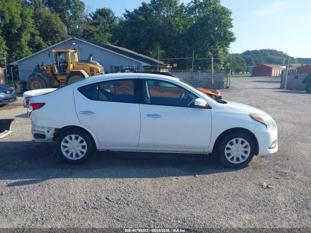 2017 NISSAN VERSA 1.6 SV 14