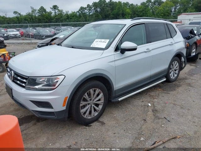 2018 VOLKSWAGEN TIGUAN 2.0T SE/2.0T SEL 2
