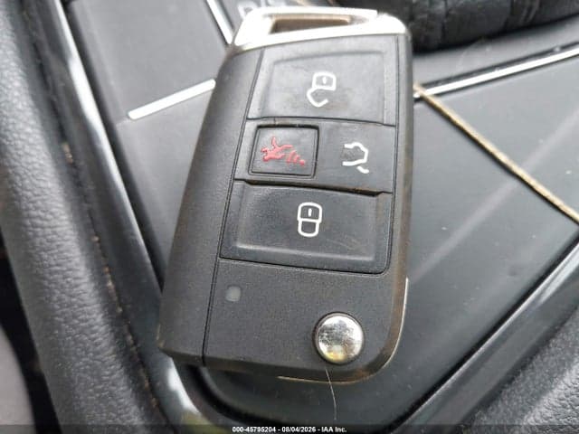 2018 VOLKSWAGEN TIGUAN 2.0T SE/2.0T SEL 11