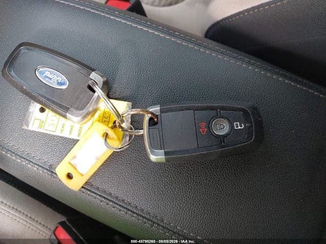2020 FORD ESCAPE SE 11