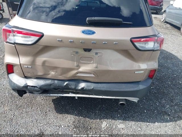 2020 FORD ESCAPE SE 6