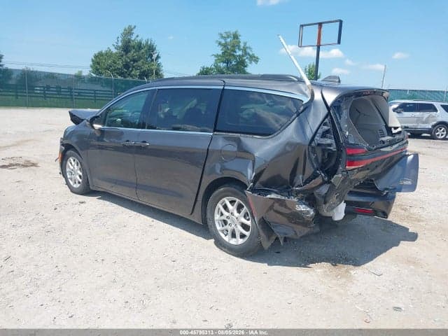 2022 CHRYSLER PACIFICA TOURING L 3