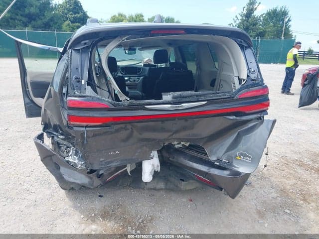 2022 CHRYSLER PACIFICA TOURING L 6