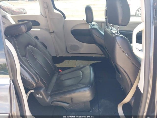 2022 CHRYSLER PACIFICA TOURING L 8