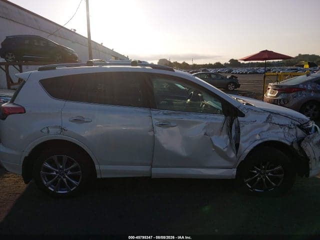 2018 TOYOTA RAV4 PLATINUM 14