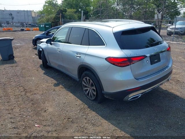 2024 MERCEDES-BENZ GLC 300 4MATIC SUV 3