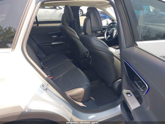 2024 MERCEDES-BENZ GLC 300 4MATIC SUV 8