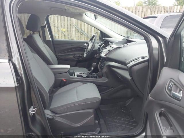 2017 FORD ESCAPE SE 5