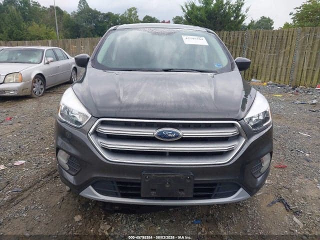 2017 FORD ESCAPE SE 6