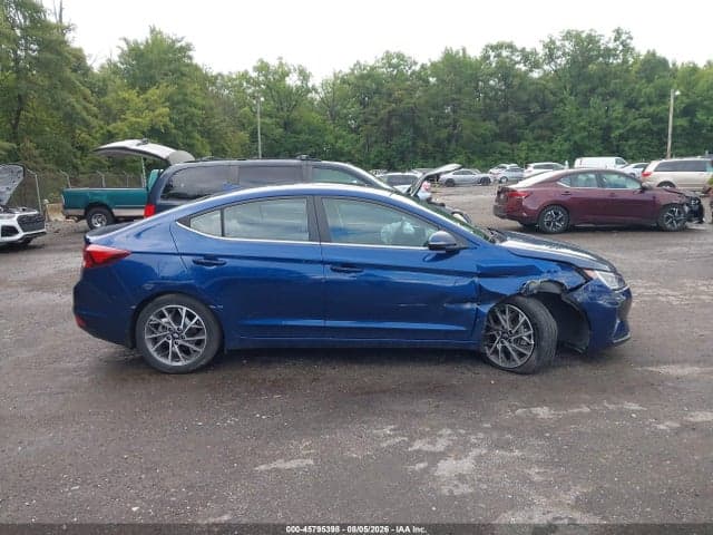 2020 HYUNDAI ELANTRA LIMITED 13