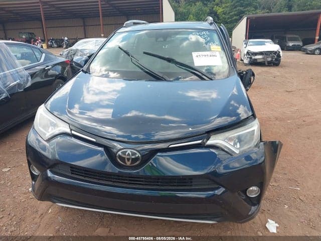2018 TOYOTA RAV4 XLE 11