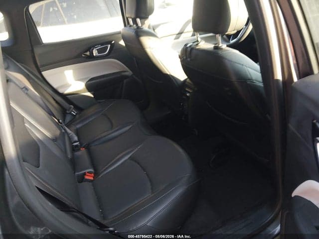2023 JEEP COMPASS LIMITED 4X4 8