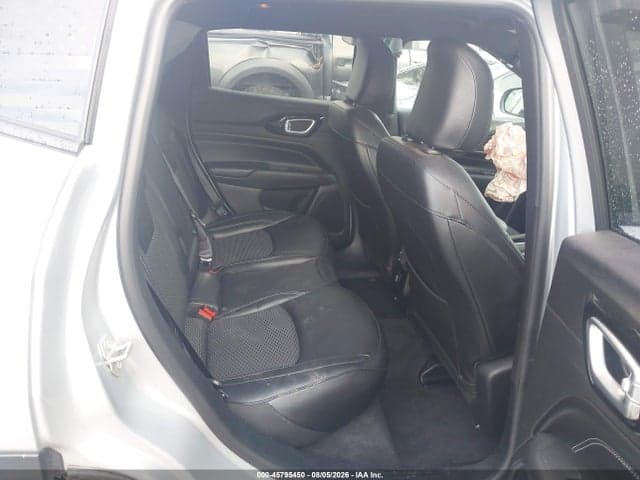 2024 JEEP COMPASS LATITUDE 4X4 8