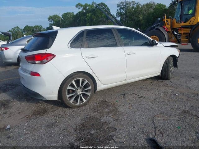 2018 HYUNDAI ELANTRA GT 4