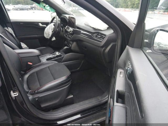 2025 FORD ESCAPE ST-LINE 5