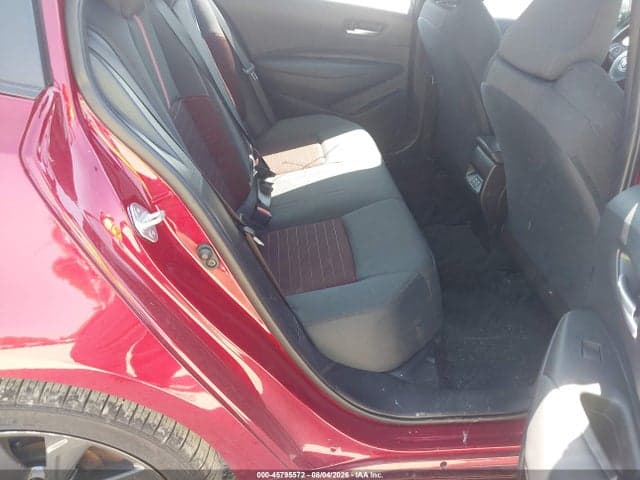 2025 TOYOTA COROLLA SE 8