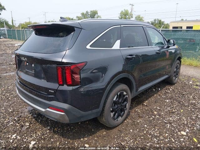 2026 KIA SORENTO S 4