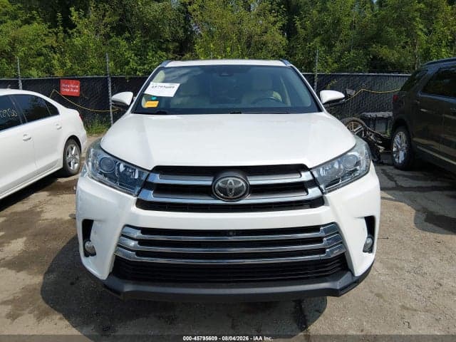 2017 TOYOTA HIGHLANDER LIMITED PLATINUM 13