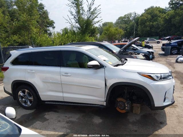 2017 TOYOTA HIGHLANDER LIMITED PLATINUM 14