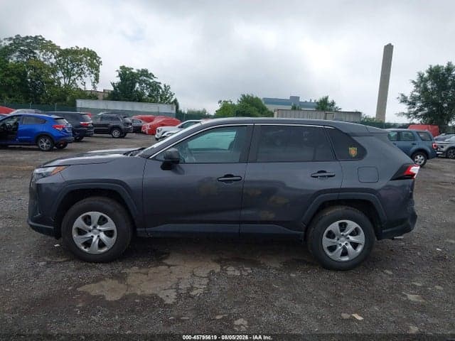 2023 TOYOTA RAV4 LE 14
