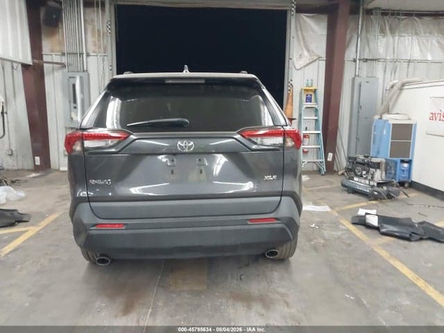 2022 TOYOTA RAV4 XLE PREMIUM 16