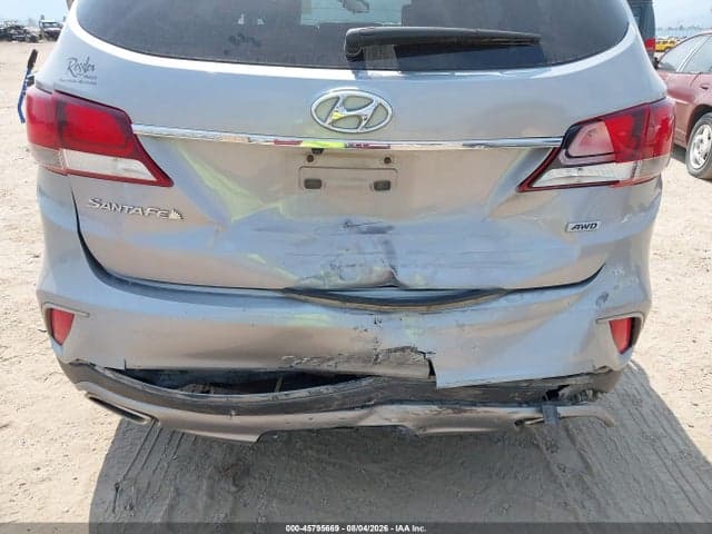 2017 HYUNDAI SANTA FE SE 6