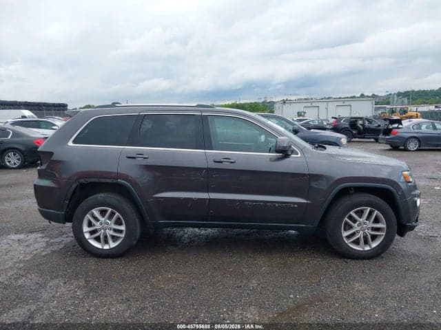 2017 JEEP GRAND CHEROKEE LAREDO 13