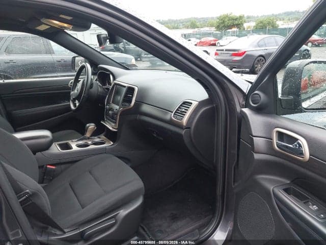 2017 JEEP GRAND CHEROKEE LAREDO 5