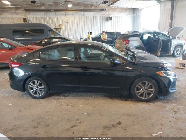 2017 HYUNDAI ELANTRA SE 13