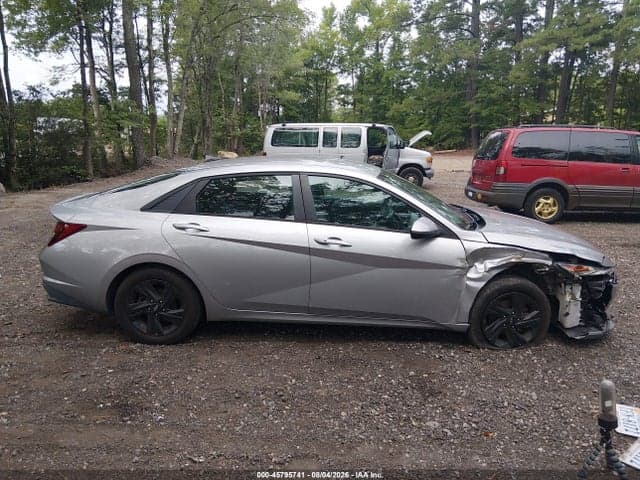 2021 HYUNDAI ELANTRA SEL 13
