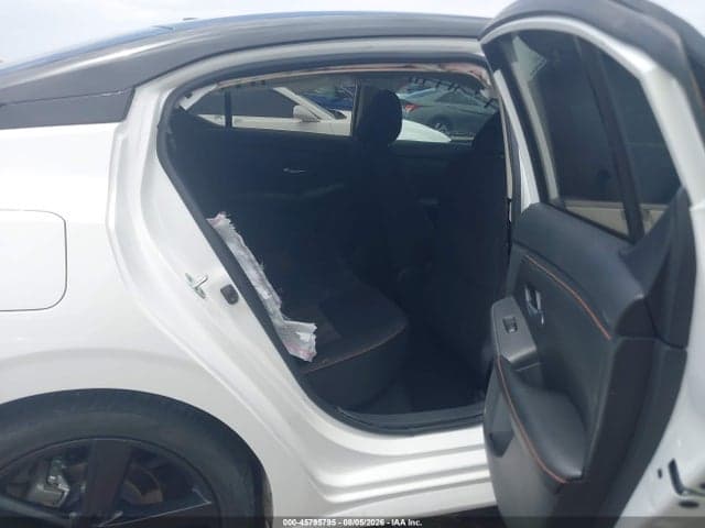 2023 NISSAN SENTRA SR XTRONIC CVT 8