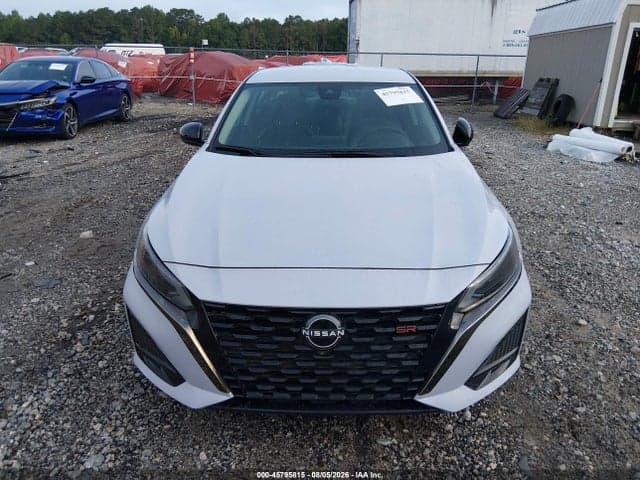 2025 NISSAN ALTIMA SR AWD 13