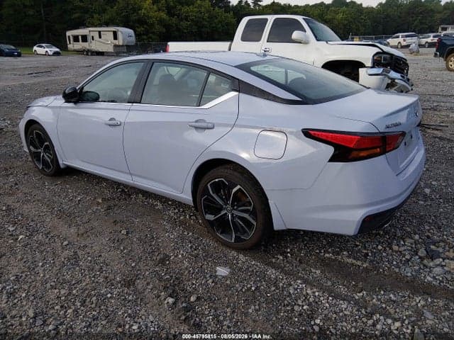 2025 NISSAN ALTIMA SR AWD 3