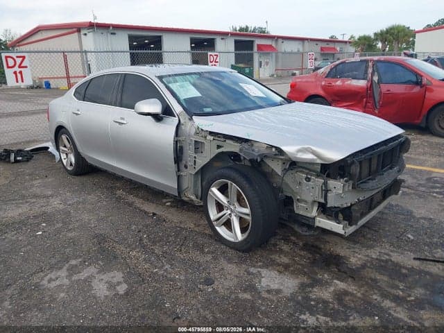2018 VOLVO S90 T5 MOMENTUM - 1