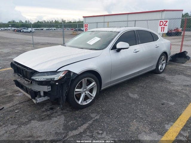 2018 VOLVO S90 T5 MOMENTUM 2